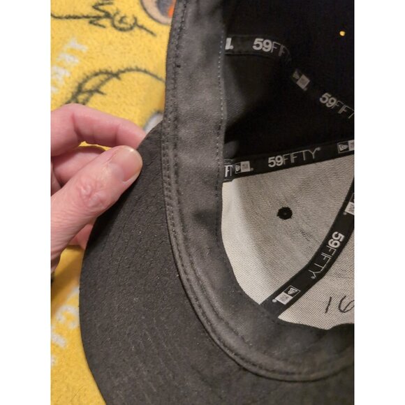 El Paso Chihuahuas Black Fitted Baseball Hat 7 3/8 New Era 59Fifty - Picture 6 of 8